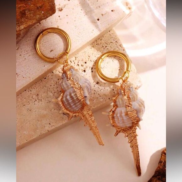 Shell hoop Earrings A1245 - Picture 1 of 4